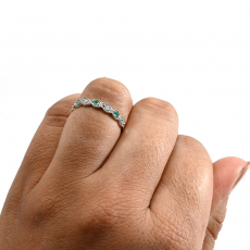 Colombian Emerald 0.06 Carat Stackable Ring Band in 14K White Gold with Diamonds