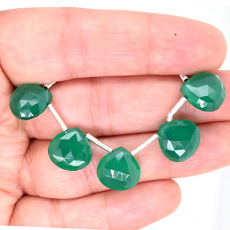 Green Onyx Drops Faceted Heart Shape 12x12mm Drilled Beads 5 Pieces Line